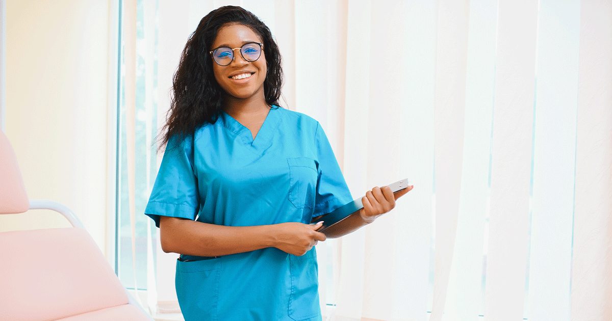 A healthcare professional explains ectopic pregnancy symptoms, risks, and diagnosis.